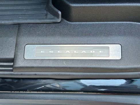 Used 2023 Cadillac Escalade Sport Platinum w/ LPO, ONYX Package image 50