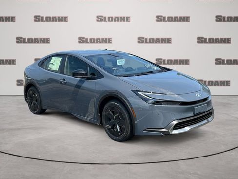 New 2026 Toyota Prius Plug-In Hybrid FWD image 7