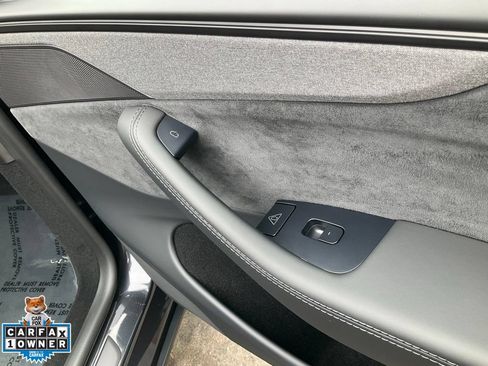 Used 2026 Tesla Model Y AWD image 74