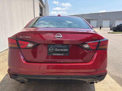 Certified 2024 Nissan Altima 2.5 SR FWD image 4
