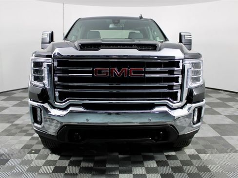 Used 2022 GMC Sierra 3500 SLT image 2