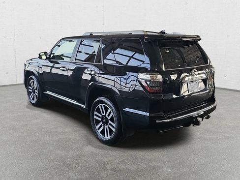 Used 2016 Toyota 4Runner Limited image 7