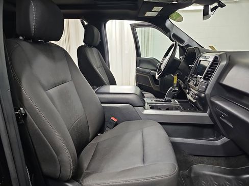 Used 2019 Ford F150 XLT w/ Equipment Group 302A Luxury AWD/4WD image 13