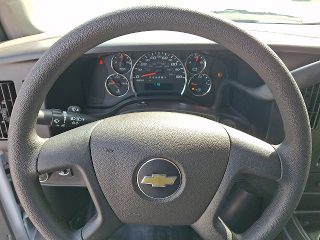 Used 2026 Chevrolet Express 2500 RWD image 4