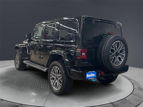 Used 2024 Jeep Wrangler High Altitude image 3