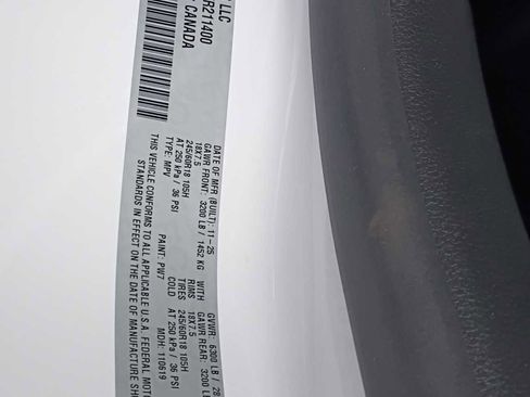 New 2026 Chrysler Pacifica Select image 10