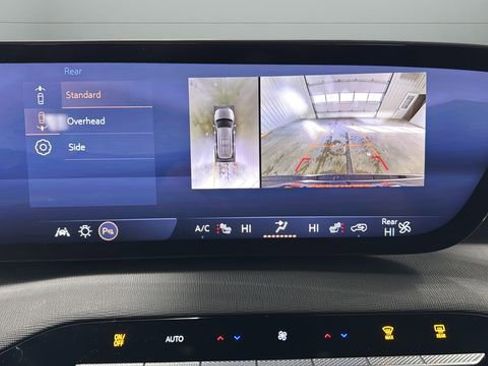 Used 2025 Buick Enclave Preferred image 14