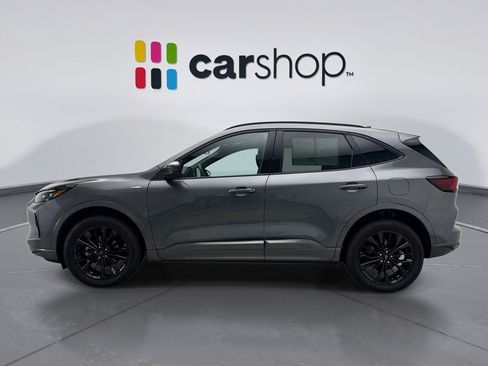 Used 2023 Ford Escape ST-Line Elite AWD/4WD image 2