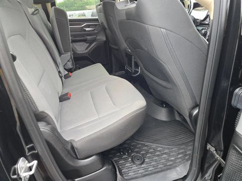 Used 2020 RAM 1500 Big Horn AWD/4WD image 18