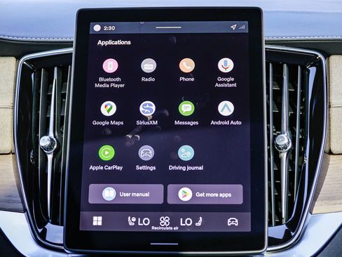 Certified 2026 Volvo XC90 B6 Plus w/ Protection Package image 16