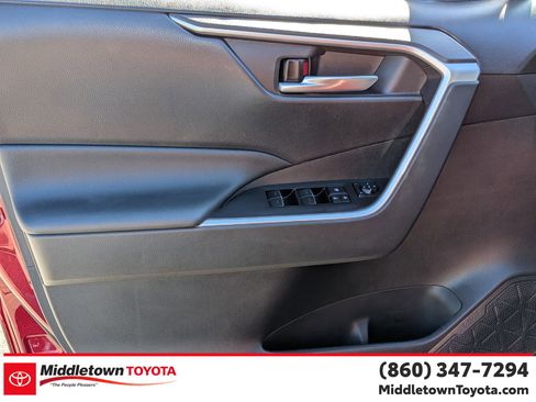 Certified 2025 Toyota RAV4 XLE AWD/4WD image 10