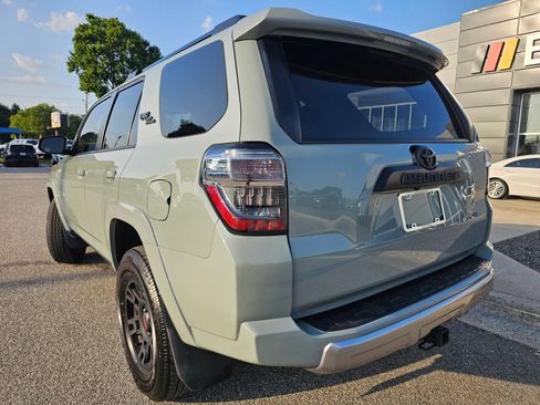 Used 2023 Toyota 4Runner TRD Off-Road Premium w/ Off Road Premium Plus Package AWD/4WD image 3
