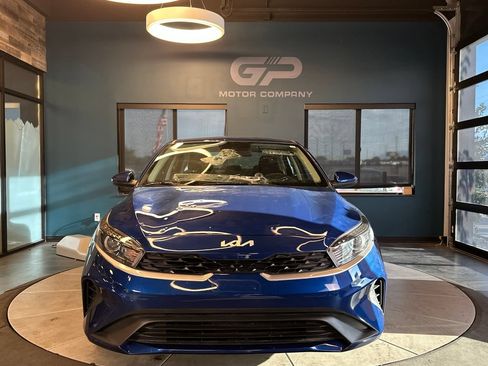 Used 2023 Kia Forte LXS FWD image 8