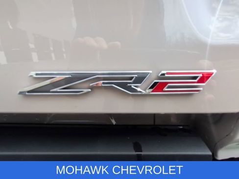 Used 2026 Chevrolet Colorado ZR2 w/ Technology Package AWD/4WD image 33