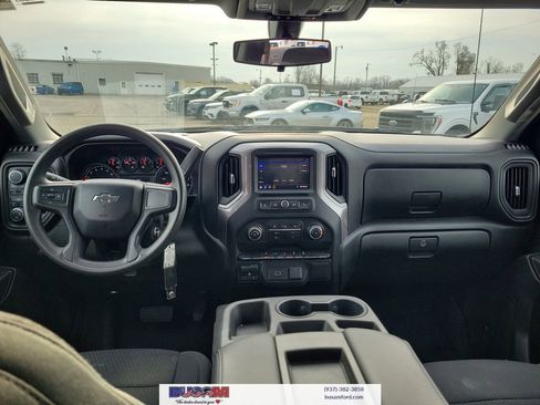 Used 2020 Chevrolet Silverado 1500 Custom Trail Boss w/ Custom Convenience Package image 6