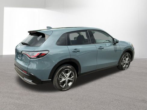 Used 2025 Honda HR-V EX-L image 3