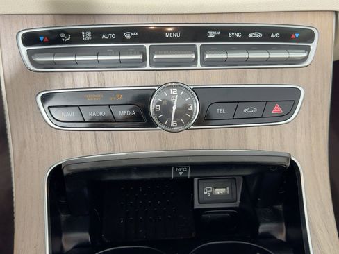 Used 2019 Mercedes-Benz E 450 Cabriolet image 17