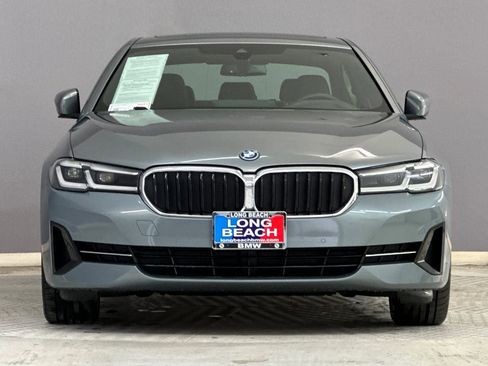 Certified 2023 BMW 530e w/ Premium Package image 5