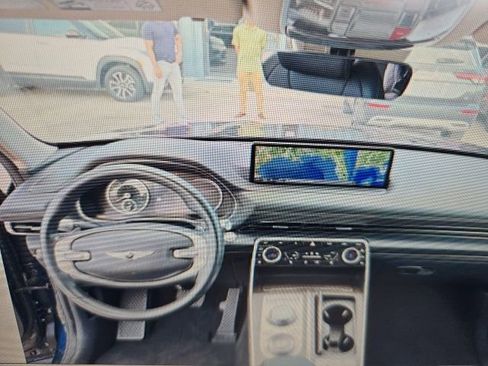 Used 2024 Genesis GV80 2.5T image 3