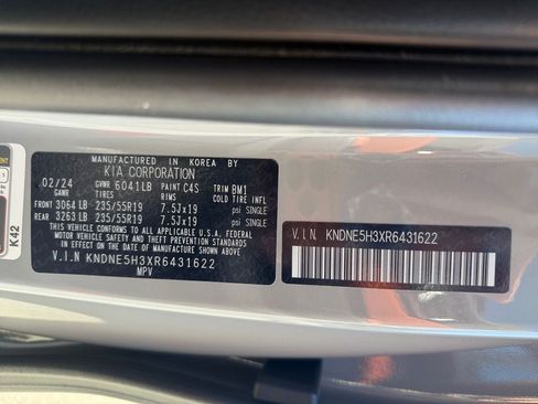 Used 2024 Kia Carnival SX Prestige FWD image 36