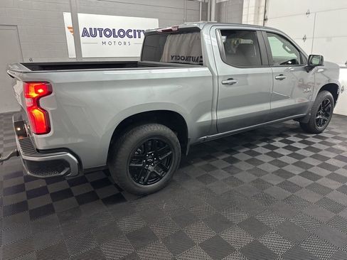 Used 2023 Chevrolet Silverado 1500 RST AWD/4WD image 9