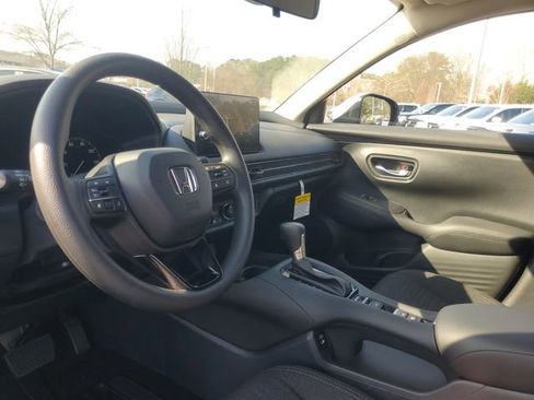 New 2026 Honda HR-V LX image 12
