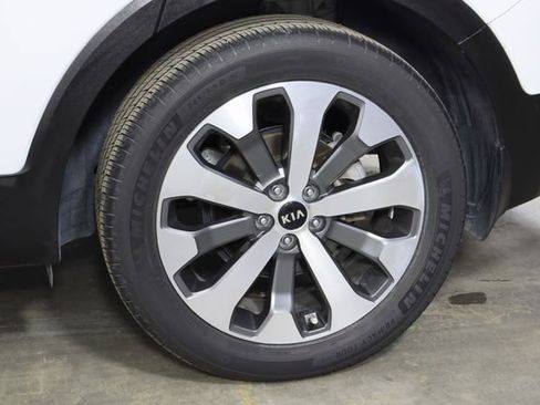 Used 2021 Kia Telluride SX image 46