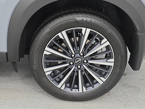 New 2026 Nissan Pathfinder Platinum image 35