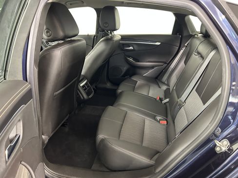 Used 2018 Chevrolet Impala LT image 24