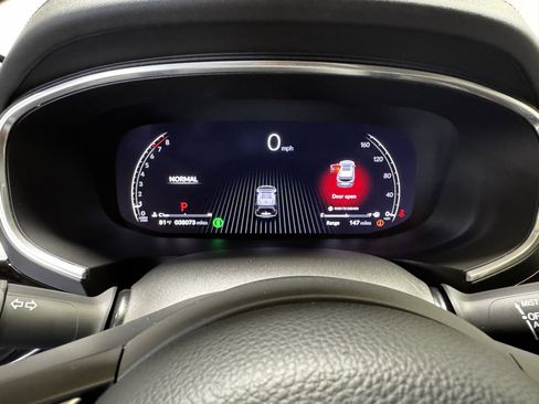 Used 2023 Acura MDX SH-AWD w/ Technology Package image 29