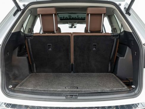 Used 2023 Volkswagen Atlas SEL AWD/4WD image 35