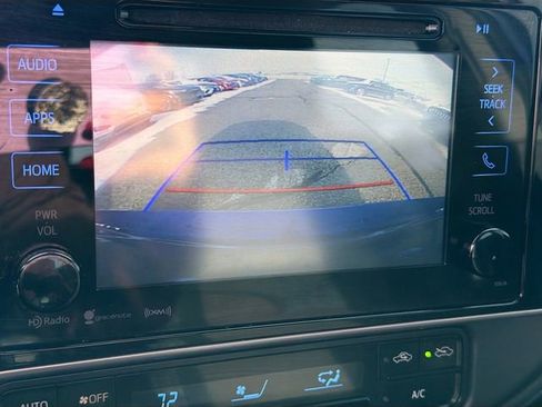 Used 2017 Toyota Corolla SE w/ SE Premium Package image 13