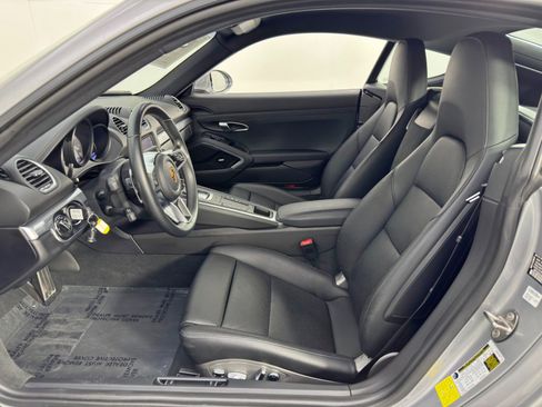 Used 2018 Porsche 718 Cayman S w/ Sport Chrono Package image 15