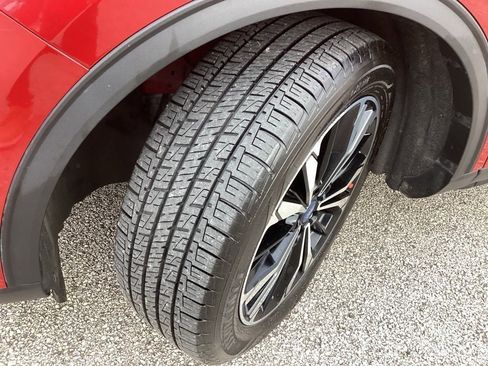 Used 2022 Ford Escape SE w/ SE Sport Appearance Package image 16