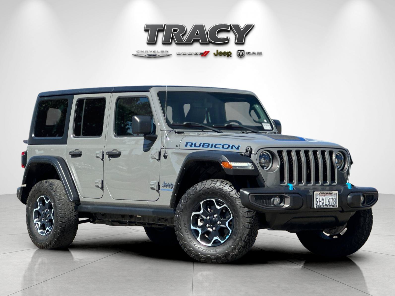 Used 2023 Jeep Wrangler Unlimited Rubicon 4xe AWD/4WD image 2
