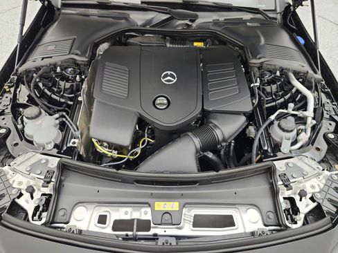 New 2026 Mercedes-Benz CLE 300 4MATIC Coupe image 11