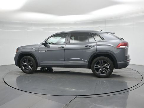 Used 2021 Volkswagen Atlas Cross Sport SE image 6