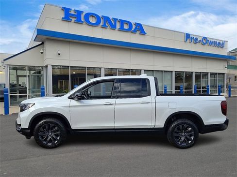 Used 2021 Honda Ridgeline Sport image 7