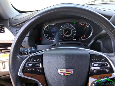 Used 2020 Cadillac Escalade Luxury image 19