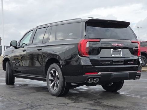 New 2026 GMC Yukon XL AT4 Ultimate w/ LPO, Illumination Package AWD/4WD image 27