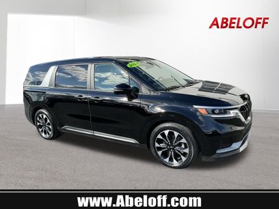 Used 2024 Kia Carnival EX