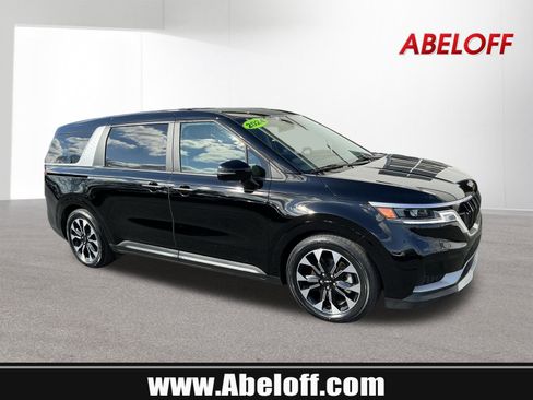 Used 2024 Kia Carnival EX FWD image 1
