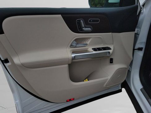 Certified 2026 Mercedes-Benz GLB 250 image 16