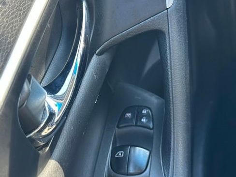 Used 2017 Nissan Altima 2.5 S image 17