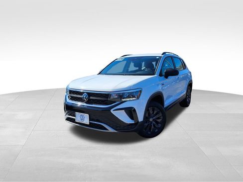 Certified 2024 Volkswagen Taos S FWD image 3