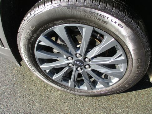 Certified 2023 Chevrolet Traverse RS w/ LPO, Floor Liner Package image 9