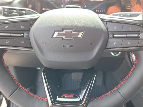 New 2026 Chevrolet Traverse RS image 28