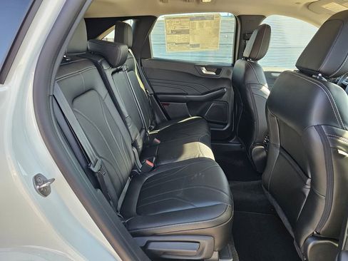 New 2025 Ford Escape SE w/ PHEV Premium Package image 14