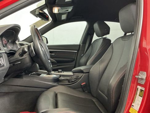 Used 2018 BMW 330i Sedan w/ Shadow Sport Edition RWD image 24