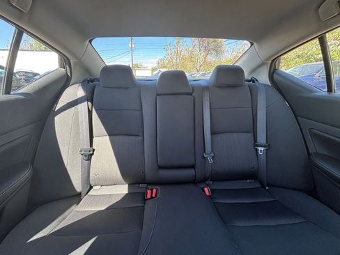 Used 2025 Nissan Altima 2.5 SV image 36